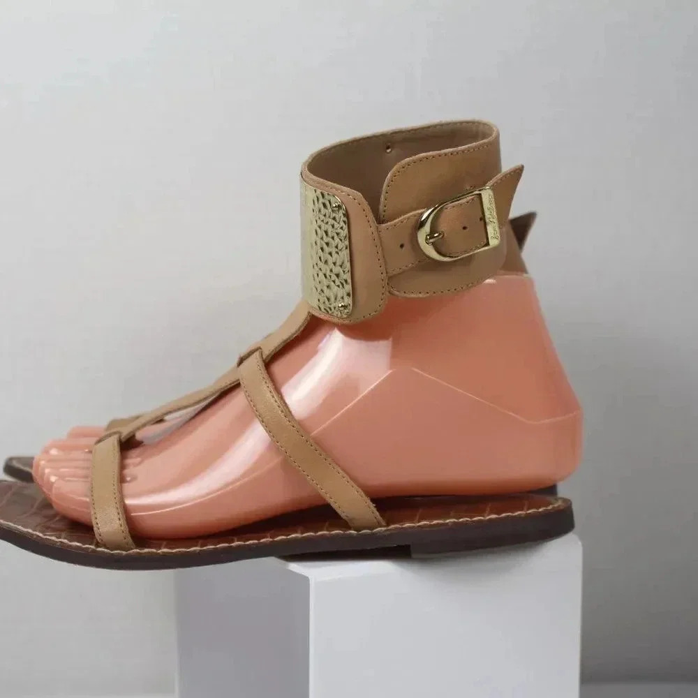 Sam Edelman - Picture 5 of 8